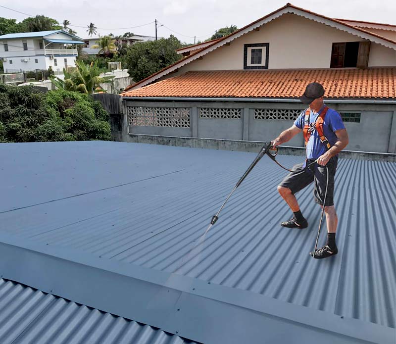 Travaux de toiture - EXPERTOITURE 974 :  Couvreur dans l'île de la réunion : Travaux de toiture : nettoyage, étanchéité, entretien, traitement rouille, resserrage des fixations, réparation, peinture hydrofuge toiture et pose toit couverture en tôle et bac acier.  Pose zinguerie : chenaux, bande rives …  Intervention dans l'île de la réunion 974 - Expertioiture974